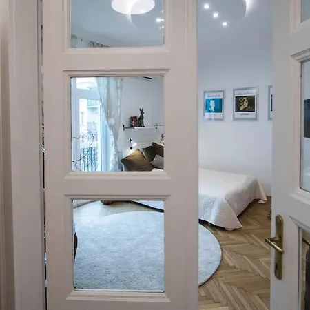 Apartament Gorgeous Flat Right Near The Center Budapeszt