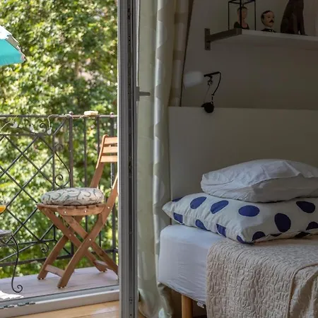 Gorgeous Flat Right Near The Center Apartament