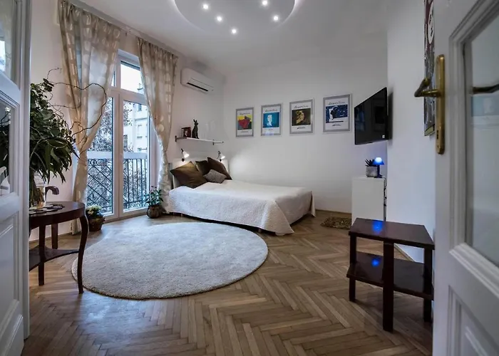 Apartment Gorgeous Flat Right Near The Center Budapest