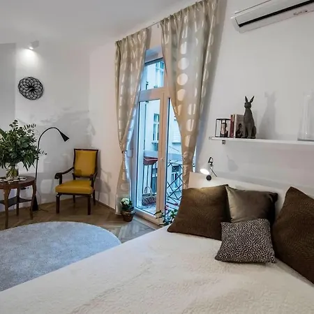 Apartment Gorgeous Flat Right Near The Center *
